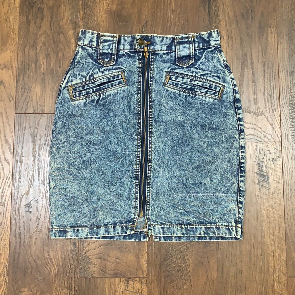 Vintage PASTA Acid Wash Zip-Up Mini Jean Skirt